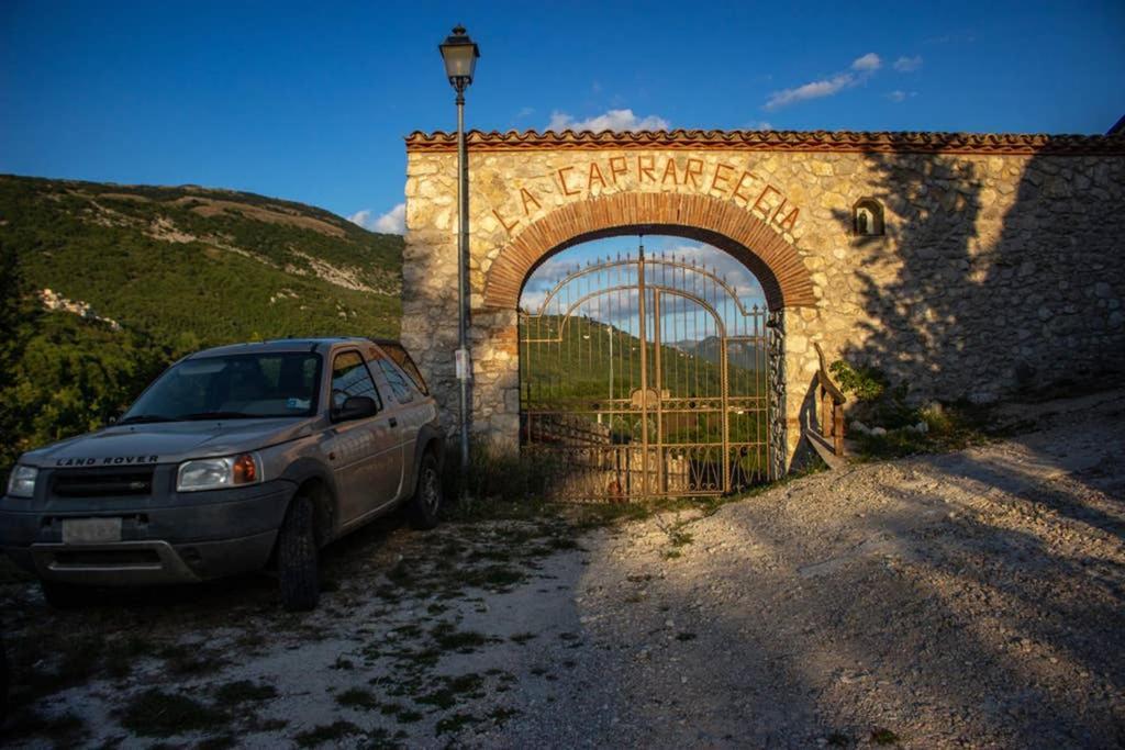 La Caprareccia Villa Fiumata Exteriör bild